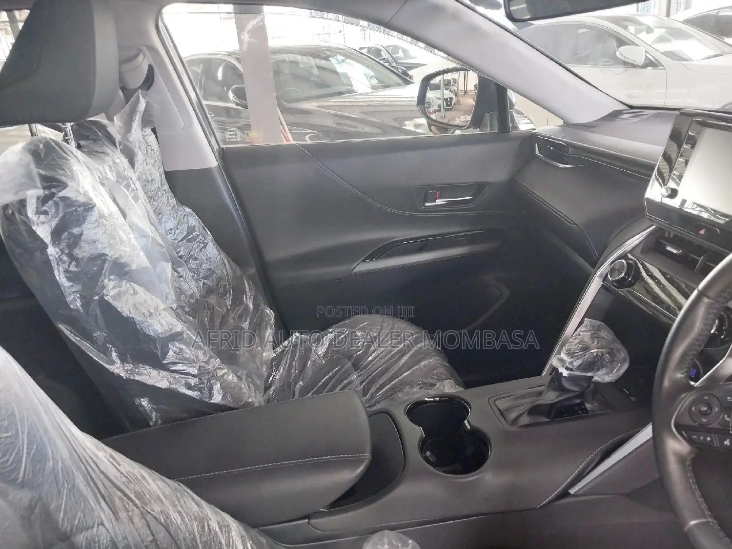 Toyota Harrier 2.0 2020 Gray