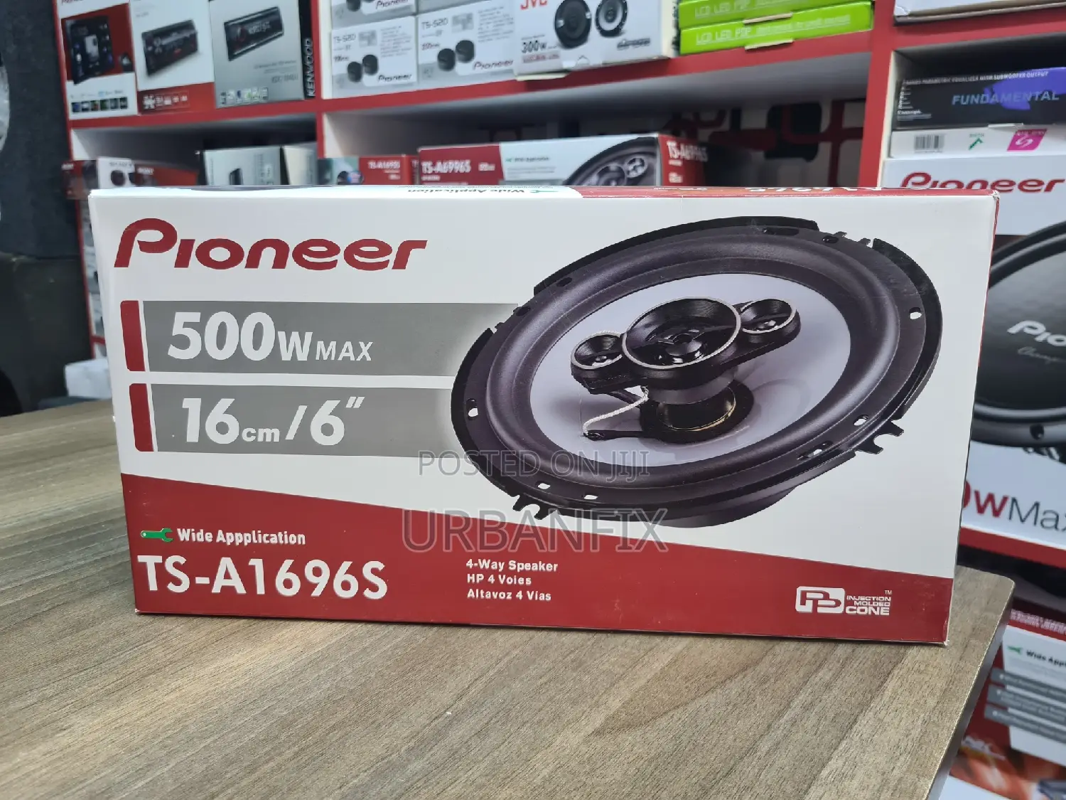 Pioneer 500 Watts 6 Inch Round Speakers