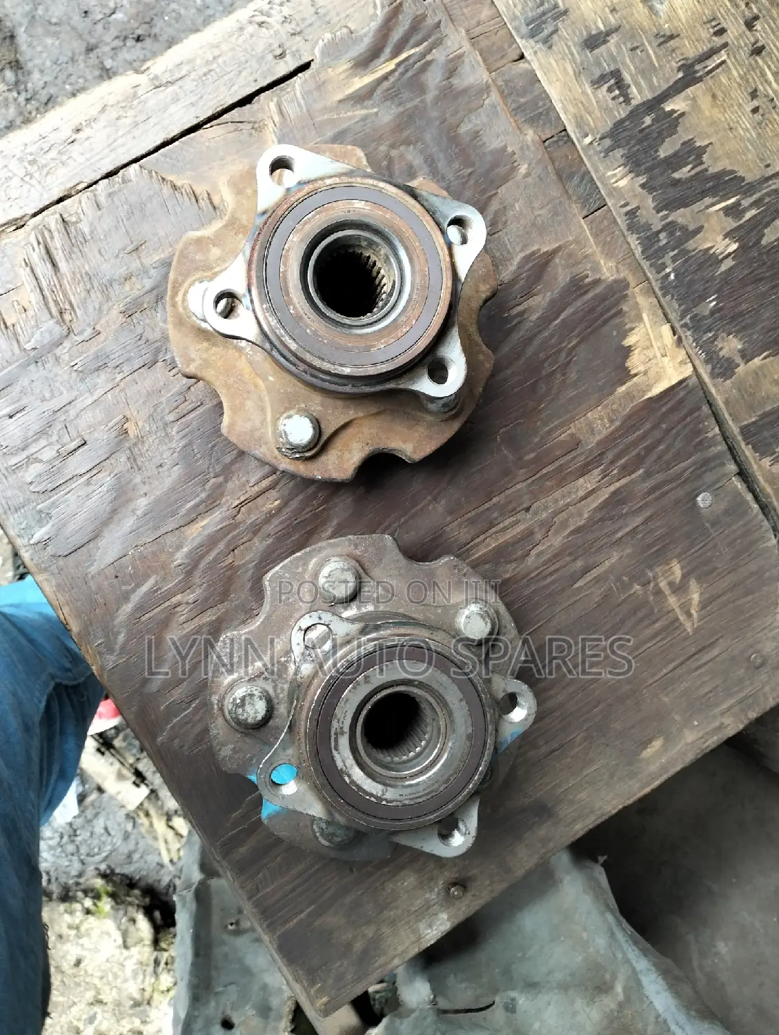 Toyota Rav 4 Rear Hub Wheel