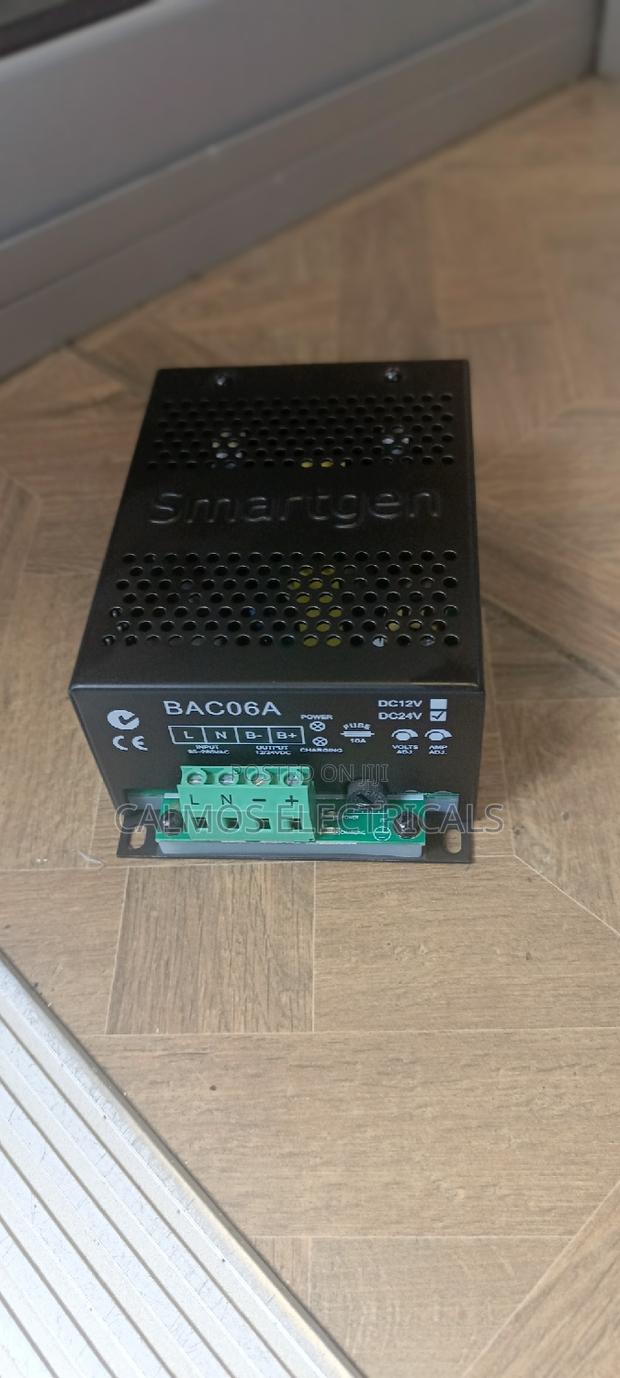 24V Battery Charger - main view