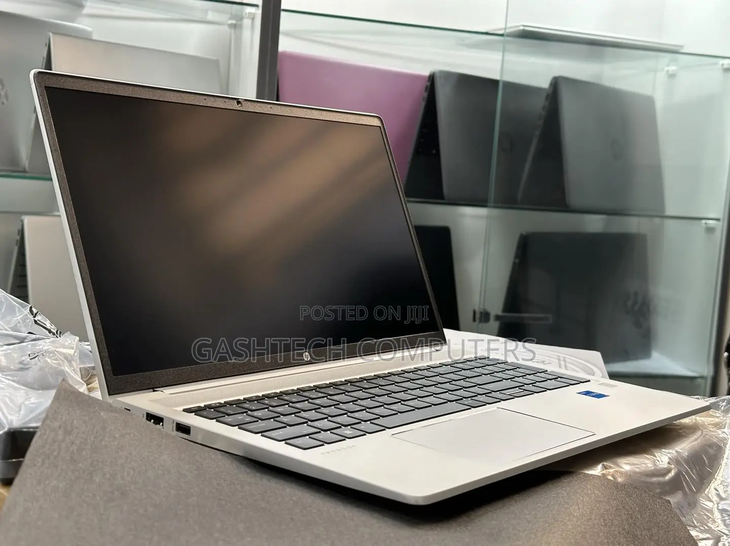 New Laptop HP ProBook 450 G9 16GB Intel Core I7 SSD 512GB