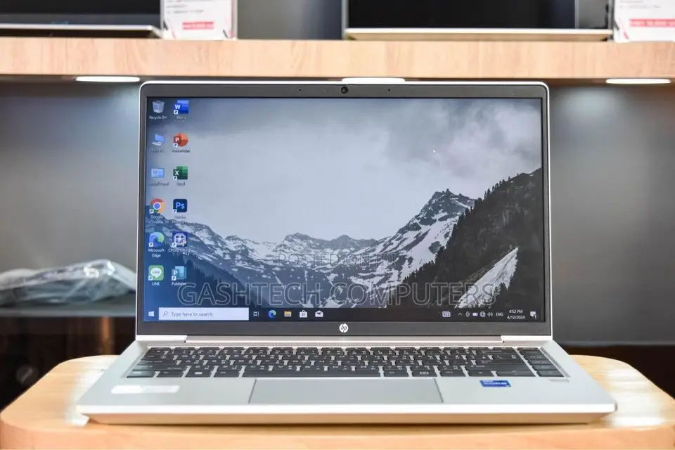 New Laptop HP ProBook 440 G10 8GB Intel Core I7 SSD 512GB