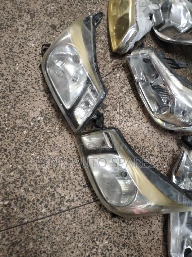 Daihatsu Move Front Headlight - thumbnail 2