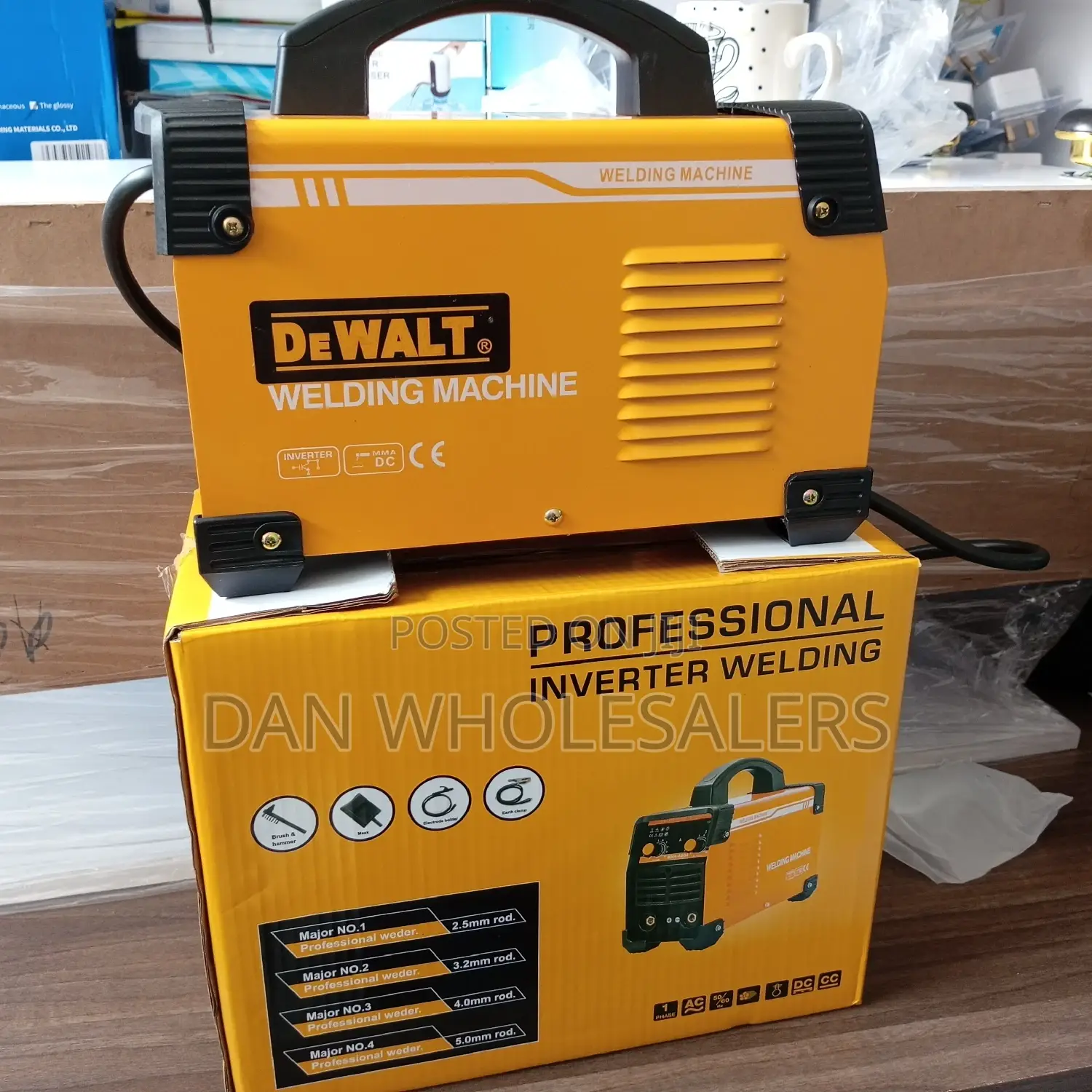 Dewalt Inverter 400a . Portable Welding Machine