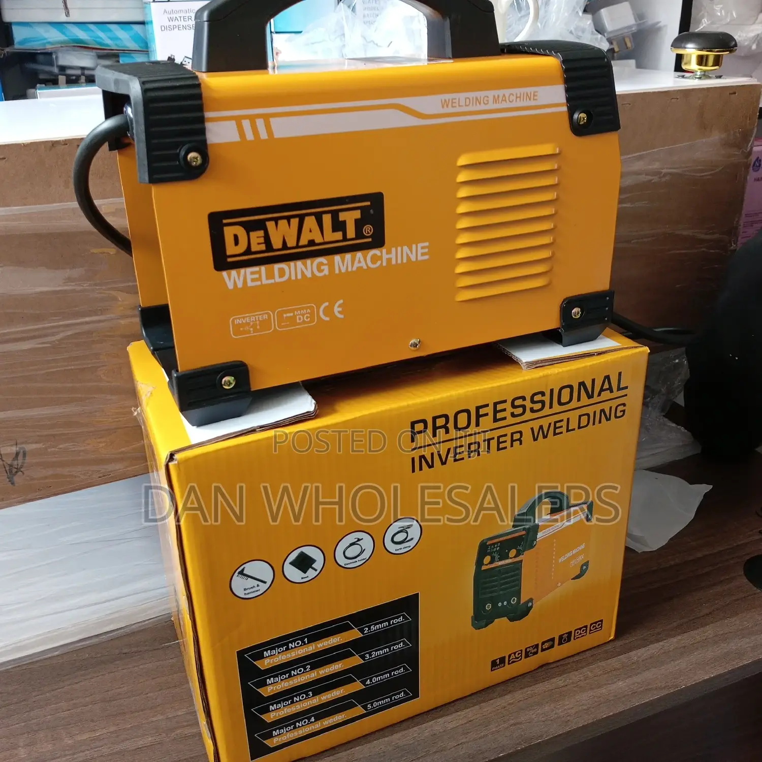 Dewalt Inverter 400mah.Portable Professional Welding Machine