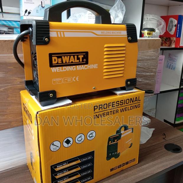 Dewalt Machine 400a . Portable Professional Welding Machine - main view