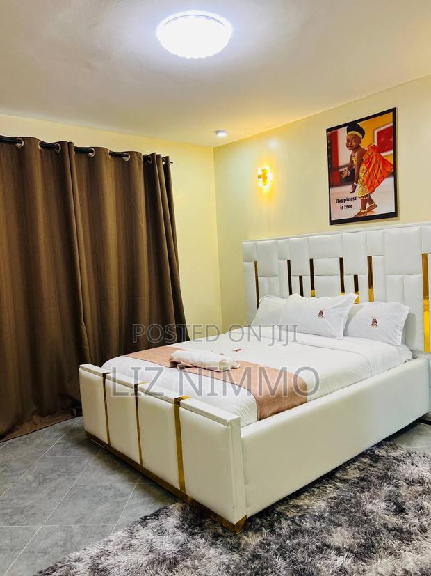 Zuriel 1 Bedroom - thumbnail 2