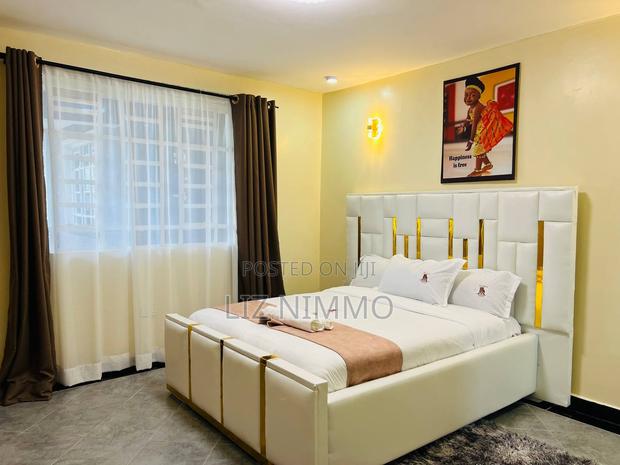 Zuriel 1 Bedroom - main view