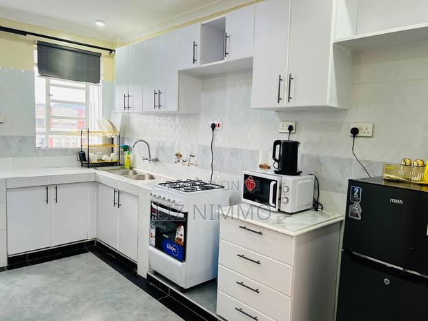 Zuriel 1 Bedroom - thumbnail 14