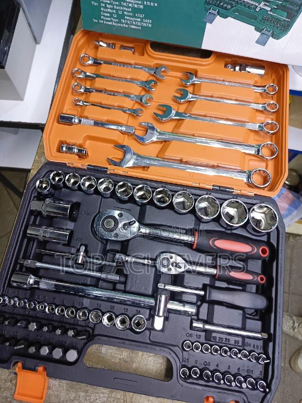 Spanner Box Tool Kit Wrench Socket Set 82pcs - main view