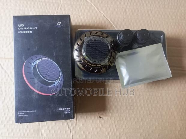 Car Dashboard Solar Perfume With 2 Bottles