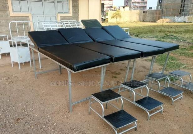 Examination Couch - main view