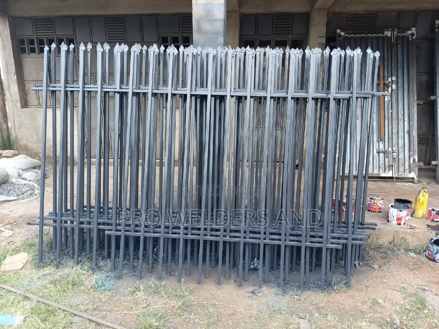 Steel Palisade Garden Fence
