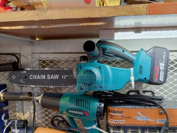 Pruning Cordless Power Saw - main view