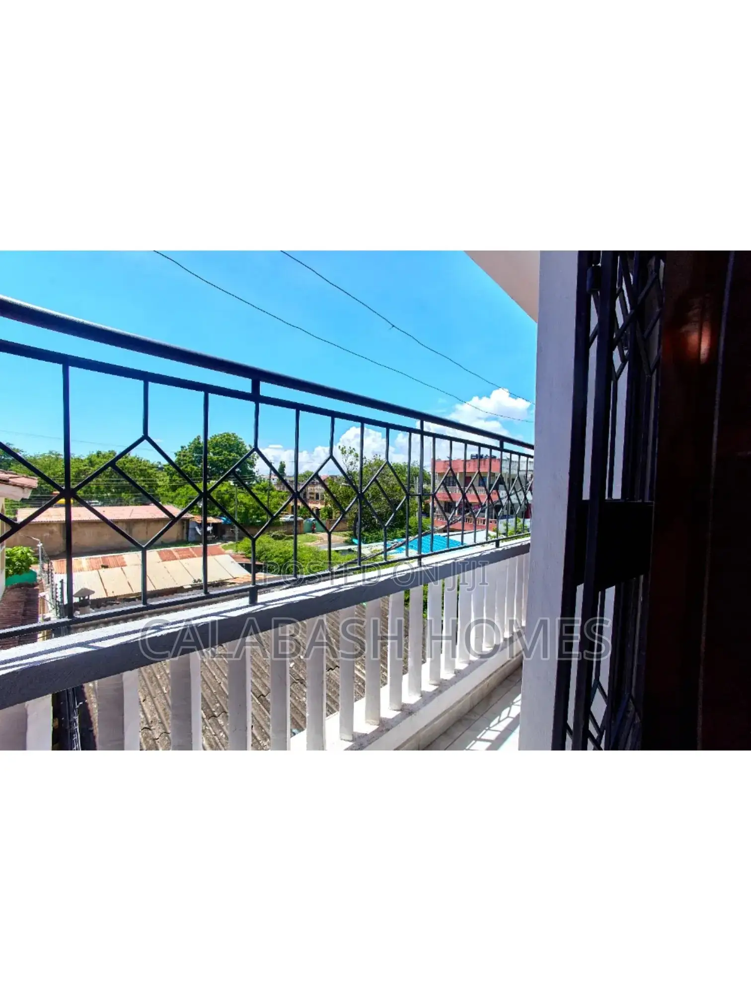 1 Bedrm Airbnb at Vok,5 Mins Walk From.Main Road,With Lift