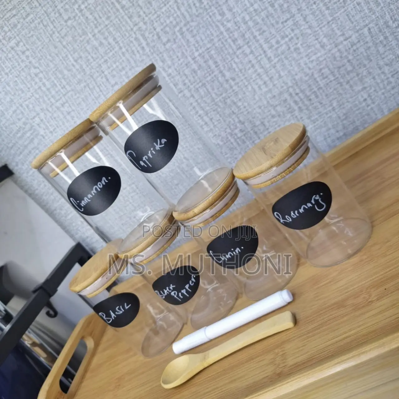 6-Pack Round Glass Jars With Bamboo Lid and Spoon*