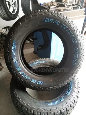 265/60r18 Maxxis a/T980