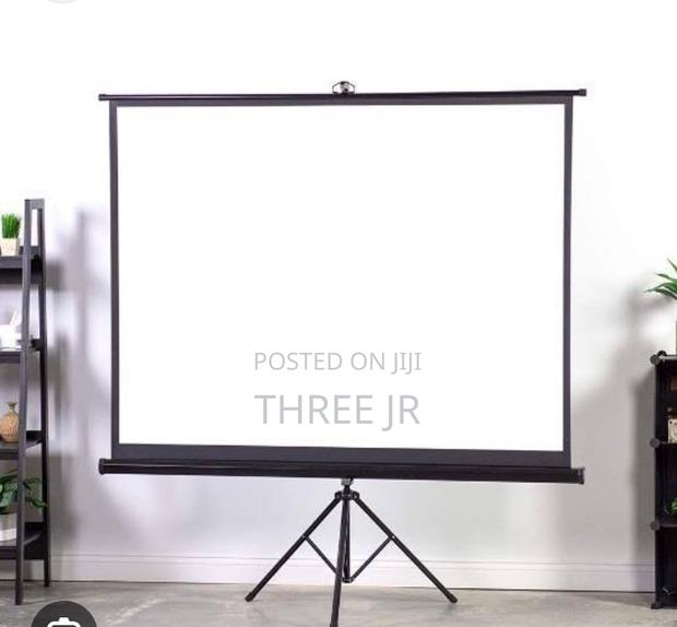 Easy to Set Up Tripod Projection Screen. Portable Type - thumbnail 2