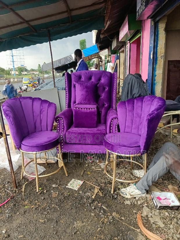 Pedicure Seat, Puff and 2 Manicure Seats Purple