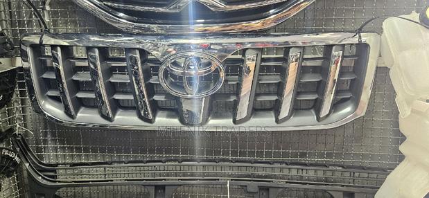Prado 120 Grille