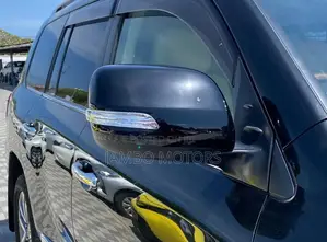 Toyota Land Cruiser 4.6 V8 ZX 2018 Black