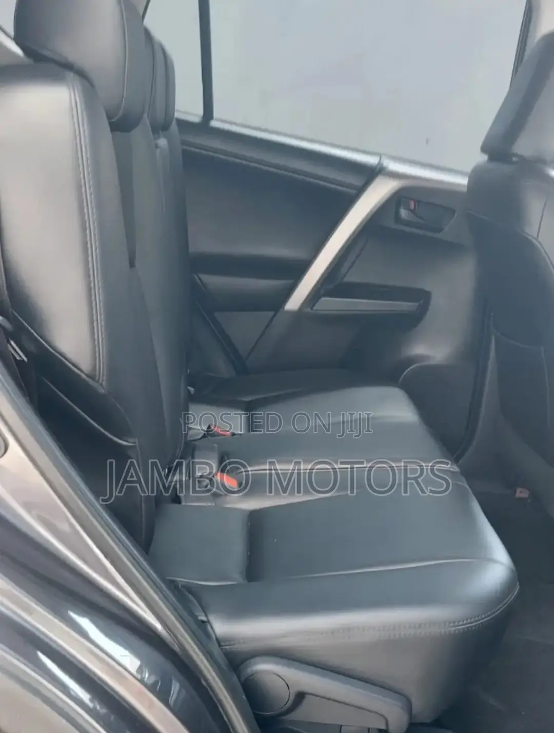 Toyota RAV4 2017 Gray
