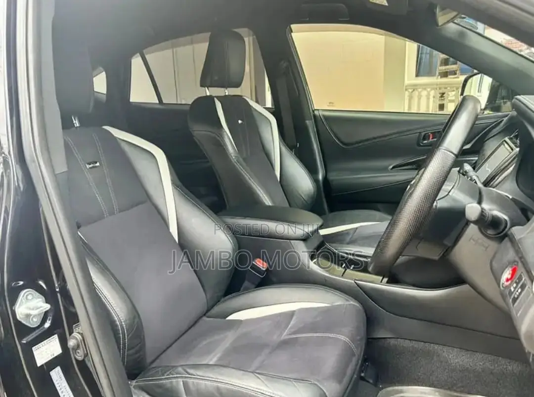 Toyota Harrier 2.0 Turbo 2017 Black