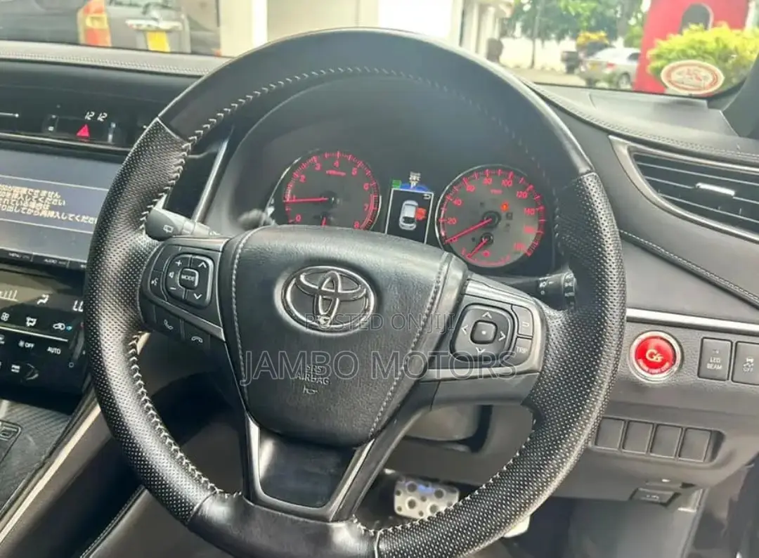 Toyota Harrier 2.0 Turbo 2017 Black