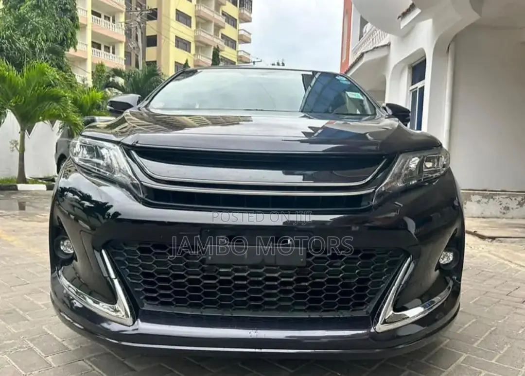 Toyota Harrier 2.0 Turbo 2017 Black
