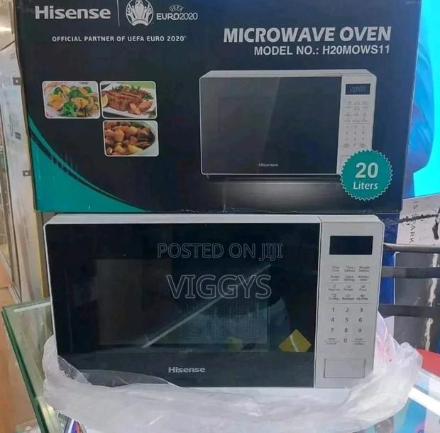 Classic 20 Litres Hisense Microwave - main view