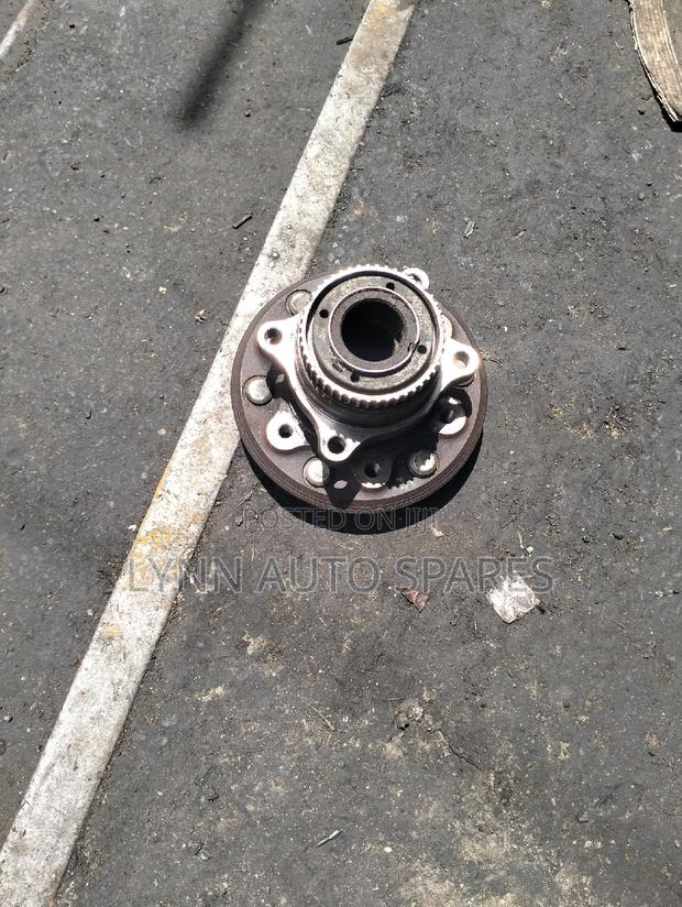 Toyota Hiace 2wd Front Hub 7l/9l