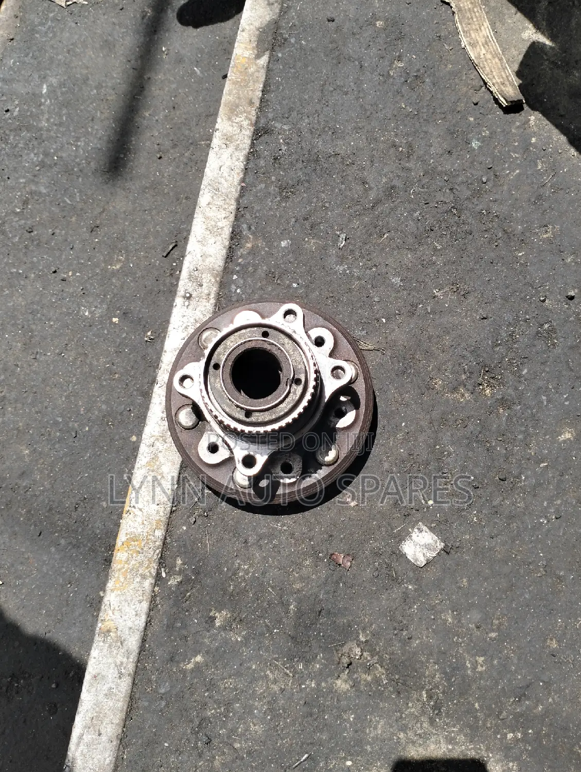 Toyota Hiace 2wd Front Hub 7l/9l