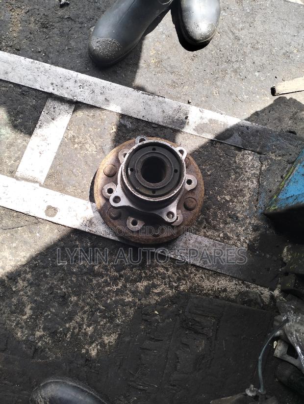 Hiace 7l 2wd Front Hub With Bearing - thumbnail 2