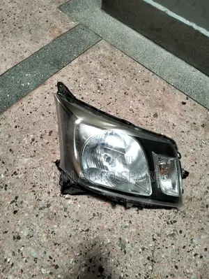 Front Headlight Daihatsu Move