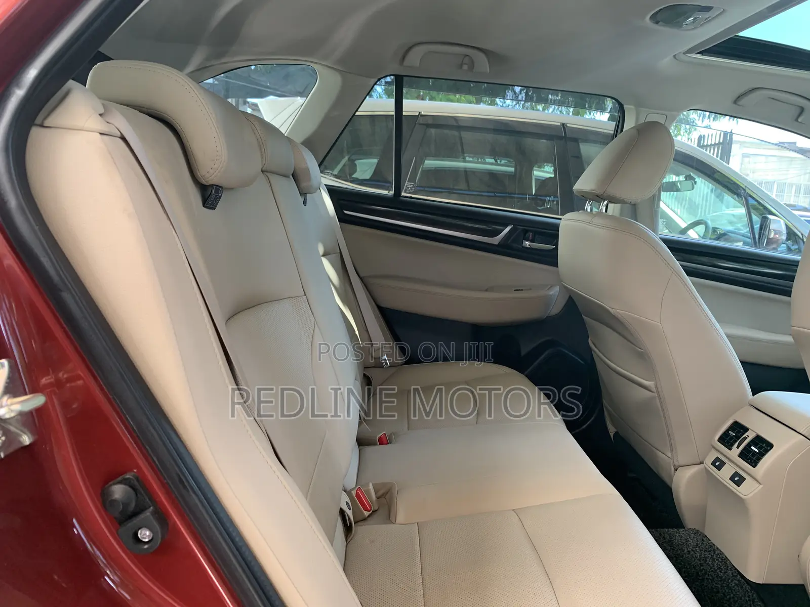 Subaru Outback 2.5i AWD 2017 Red