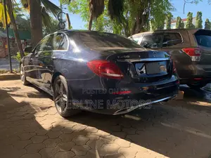 Mercedes-Benz E250 2016 Blue