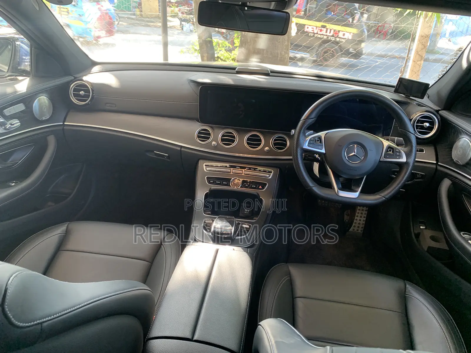 Mercedes-Benz E250 2016 Blue