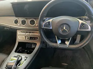 Mercedes-Benz E250 2016 Blue