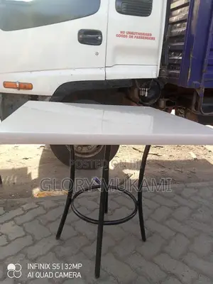 Restaurants and Bar Square Table
