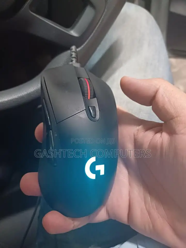 Logitech Lightspeed Wireless Gaming Mouse G703 With HERO.
