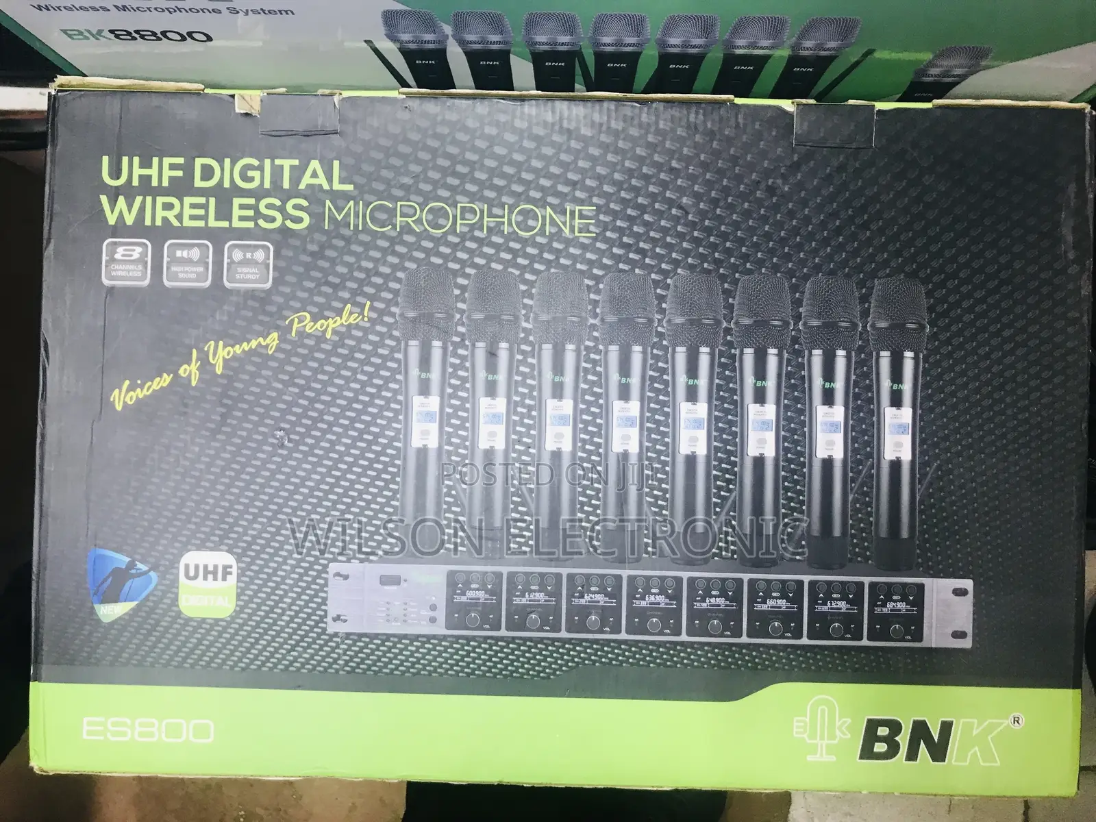 BNK ES800 Wireless Microphone. 8 in 1
