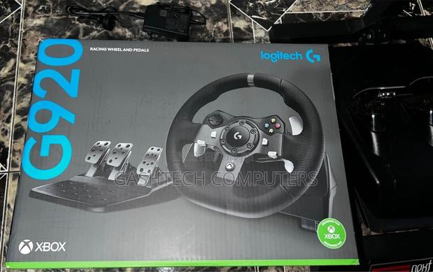 Logitech G920 Racing Wheel - main view