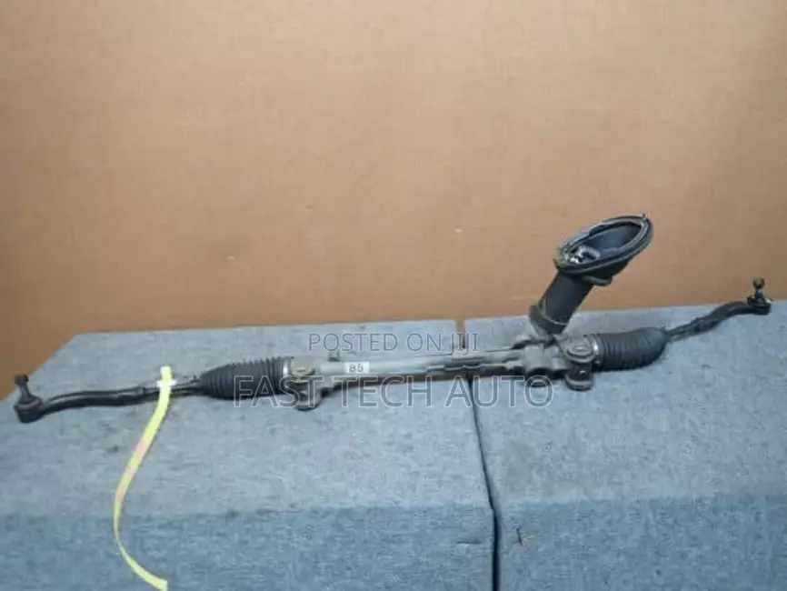 Toyota Fielder 2014 Steering Rack
