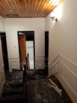 Transformative Wainscoting Service