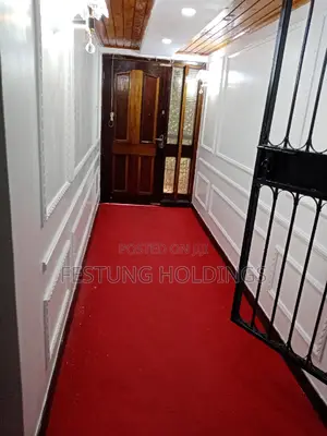 Hallway Wainscoting Fitting