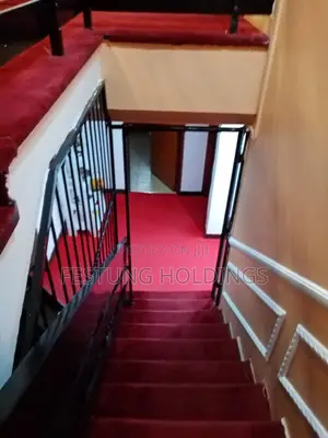Wall to Wall Carpet Fitting