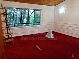Wall to Wall Carpet Fitting