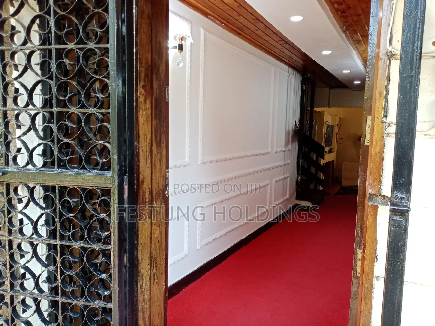 Wall to Wall Carpet Fitting