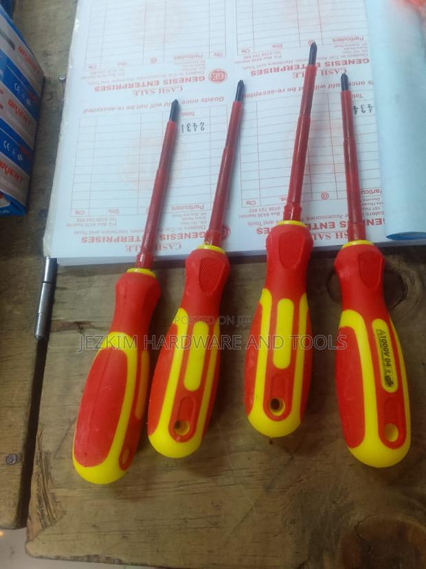 Insulated Screw Drivers - main view