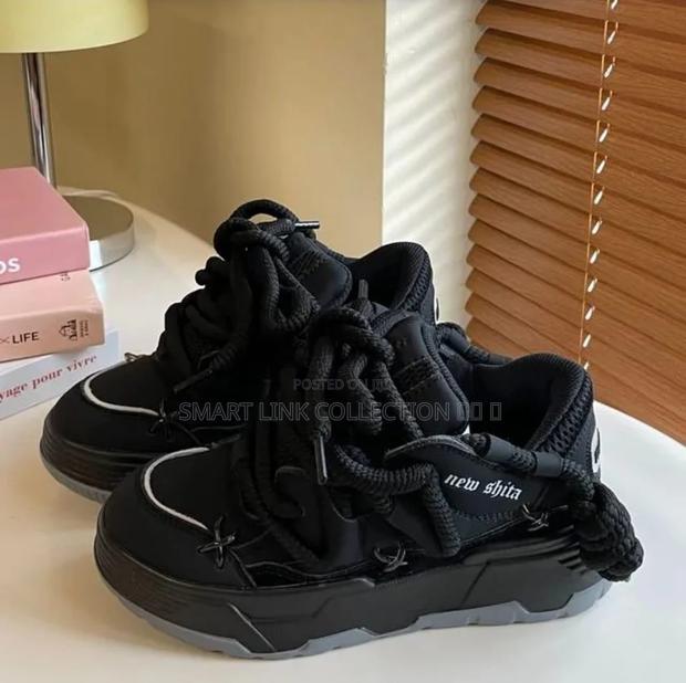 New Amiri Sneakers - main view